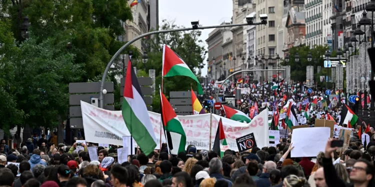 Miles de manifestantes en Madrid: “Libertad para Palestina”