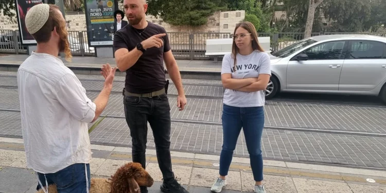 Activista israelí detenido en Jerusalén por intento de sacrificio