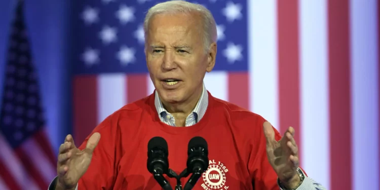 Biden aplaude “decisión israelí de detener los combates en Gaza”