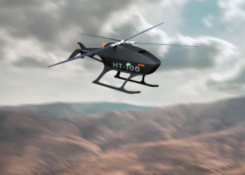 ADSB integra helicópteros HT-100 en buques para exportación