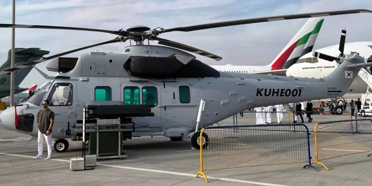 Korea en Dubai Airshow con helicópteros KUH-1E Surion y LAH