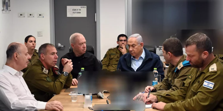 Netanyahu consulta a jefes de seguridad ante retraso en liberación