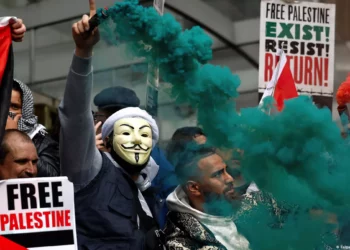 Ministra británica critica la indulgencia con disturbios pro palestinos