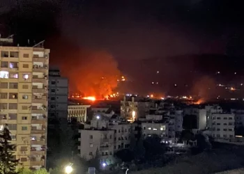 Defensas aéreas activas sobre Damasco en medio de un ataque aéreo atribuido a Israel