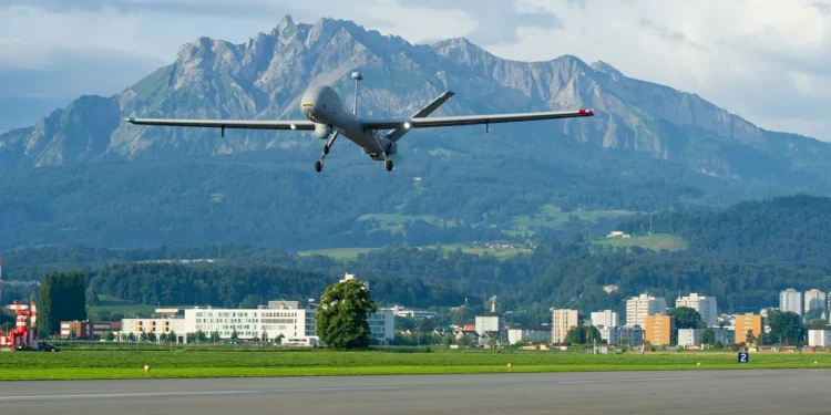 Suiza pospondrá hasta 2026 las entregas del Elbit Hermes 900