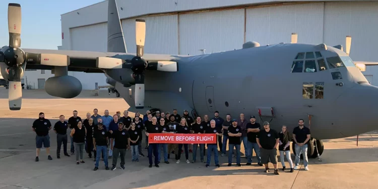 Primeras entregas de Hércules C-130H marcan importantes hitos