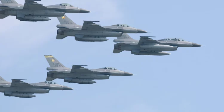 Casi listos los F-16 Block 70 para Bulgaria