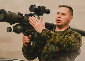 Los sistemas portátiles de defensa antiaérea (MANPADS) polacos PIORUN llegan a Estonia