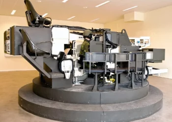 Suecia adquiere simuladores de tanques avanzados Stridsvagn 122