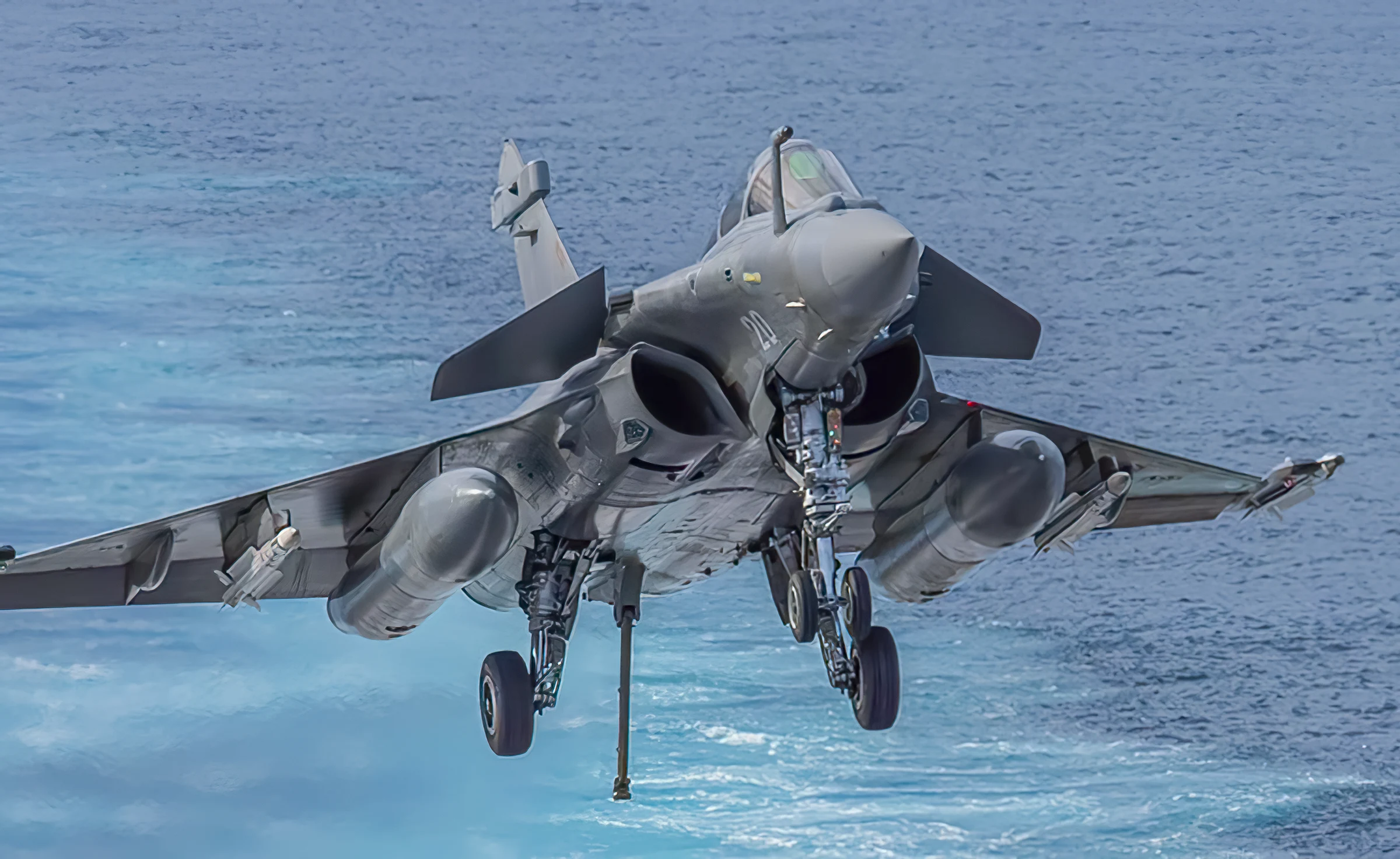 Dassault Rafale: Un caza capaz de desafiar al F-22 Raptor