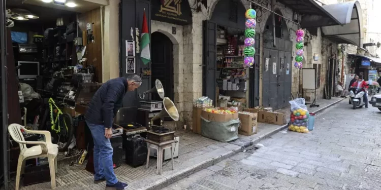 Tropas israelíes demuelen casa de terrorista que perpetró ataque en noviembre