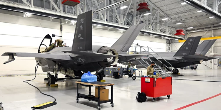 F-35 maintenance