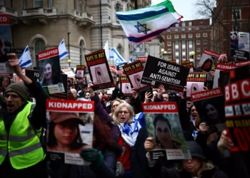 Protesta en Londres contra Hamás por secuestro y violencia sexual