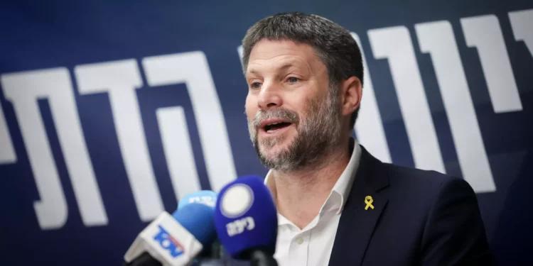 Smotrich reitera su total oposición al Estado palestino