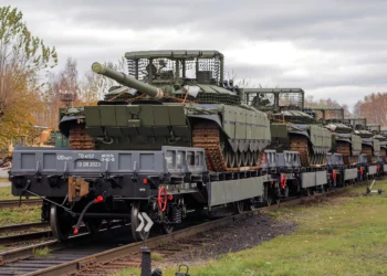 El ejército ruso amplía su flota de tanques T-80BVM