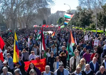 3.000 manifestantes pro-Hamás corean “del río al mar” en Madrid