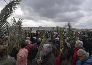 Miles de cristianos celebran el Domingo de Ramos en Jerusalén