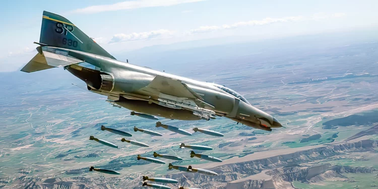 F-4 Phantom II: El trineo de plomo de la superioridad aérea de EE. UU.