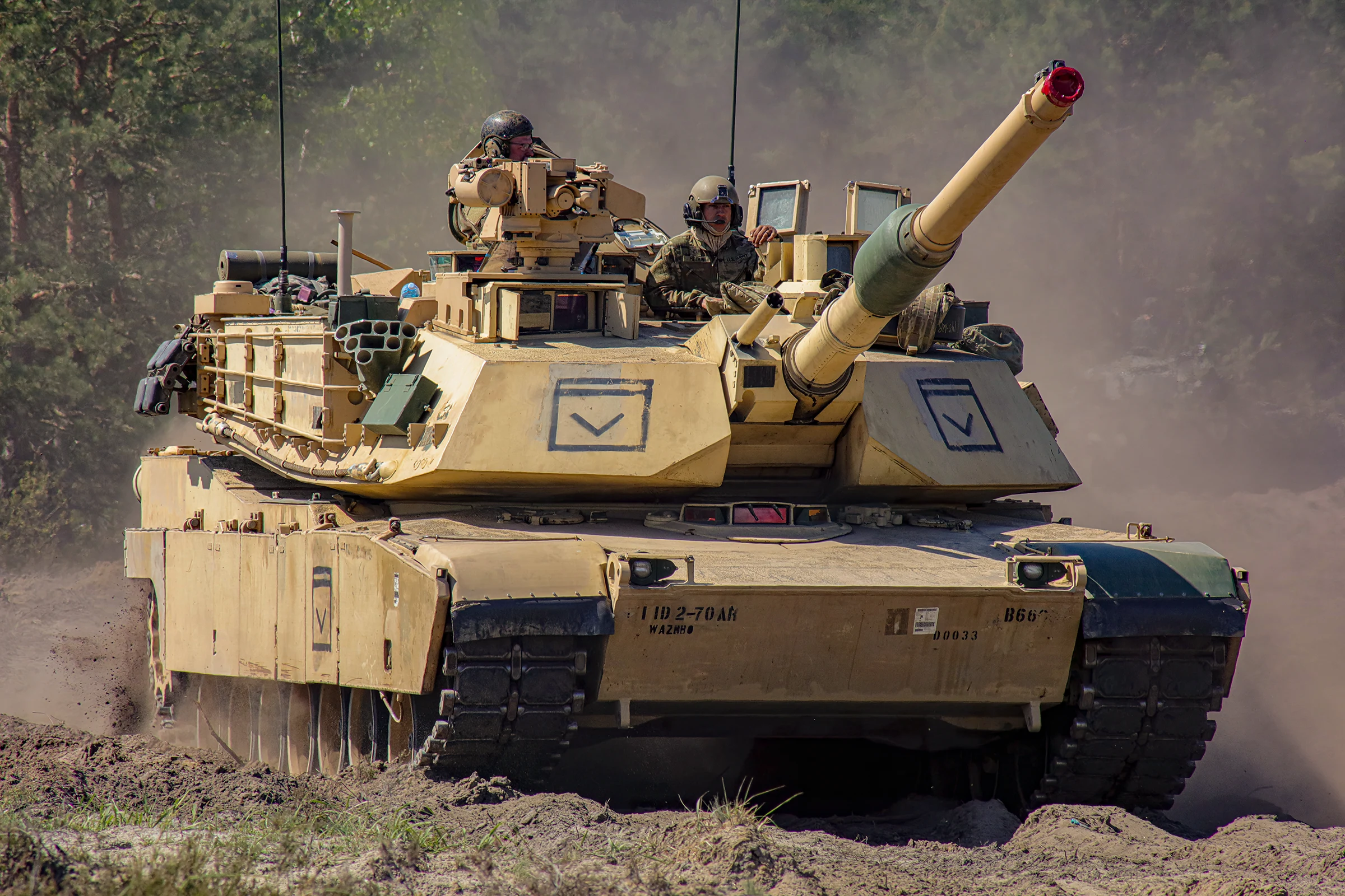 Tanques M-1 Abrams ucranianos detuvieron el avance ruso