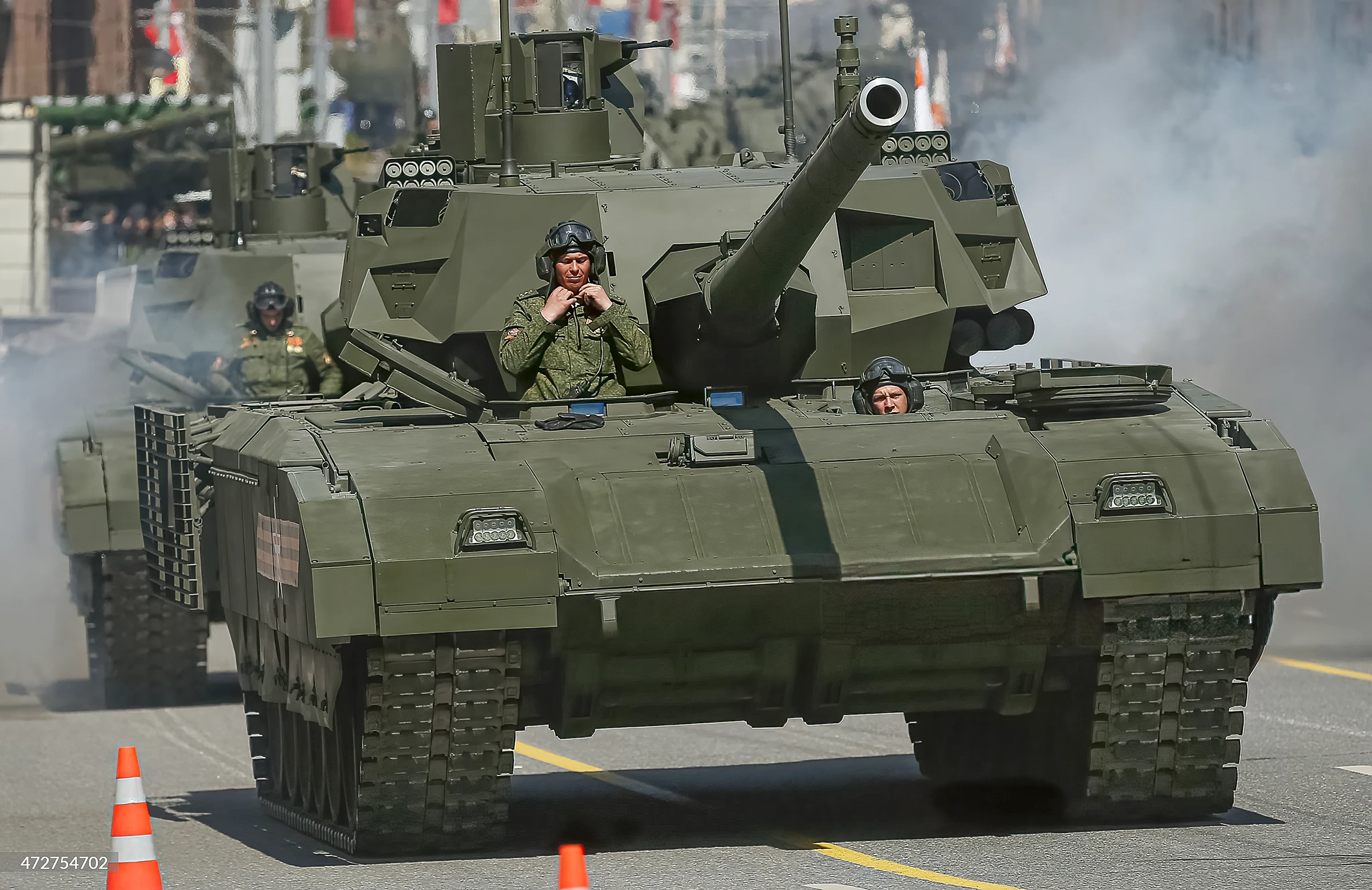 El cañón del T-14 Armata apunta hasta 8 km en tierra y aire