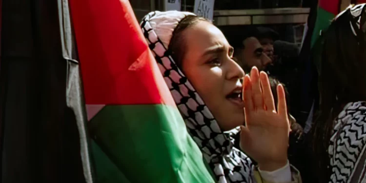 Enfermera judía holandesa acosada por servicio de su hija en Israel