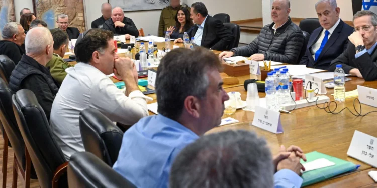 Netanyahu rechaza las “aún absurdas” exigencias de Hamás