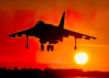 Últimos pilotos marines de EE. UU. entrenan en AV-8B harrier