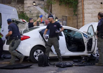 Ataque islamista de embestida con auto en Jerusalén: 3 heridos