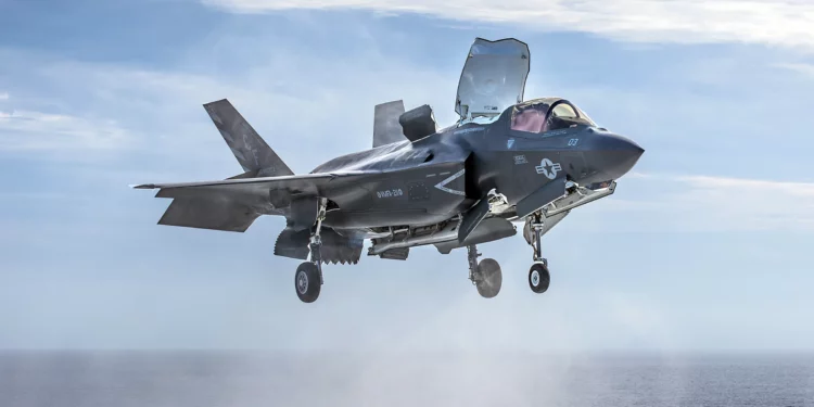 Escuadrón F-35 Lighting II del USMC tiene plena capacidad operativa