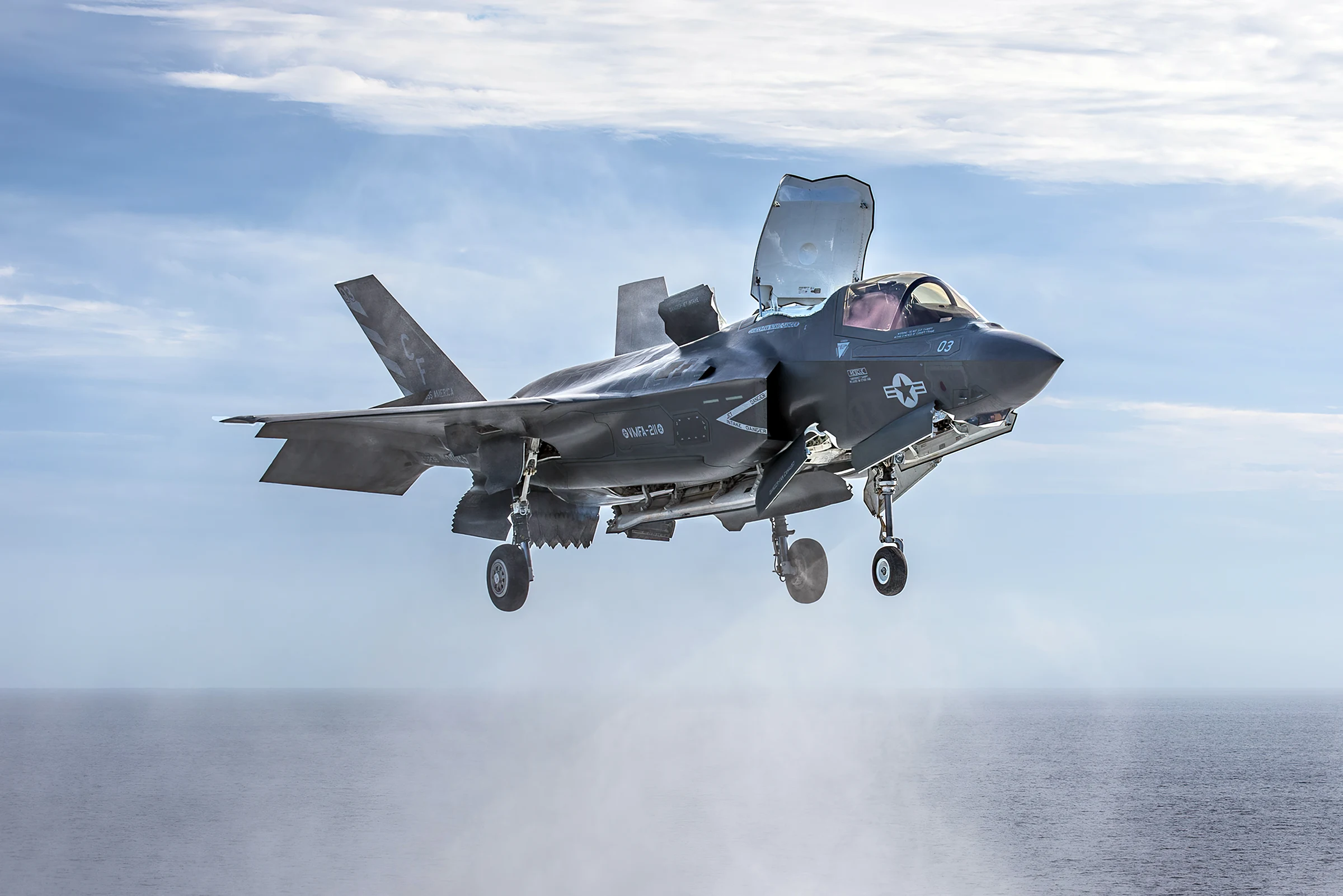 Escuadrón F-35 Lighting II del USMC tiene plena capacidad operativa