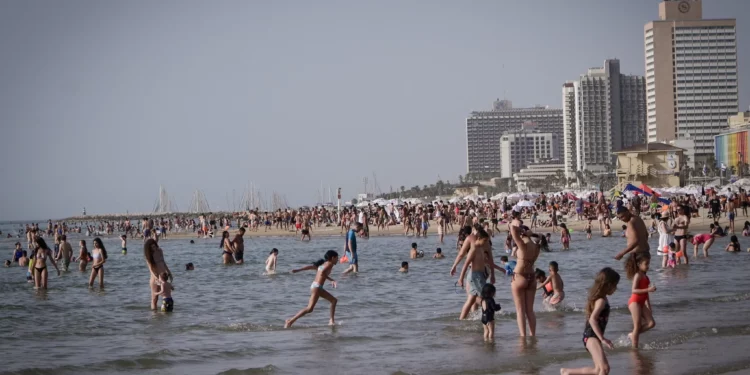 Temperaturas en Tel Aviv rompen récord de 85 años