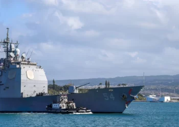 USS Antietam en Hawái para fortalecer la seguridad en el Pacífico