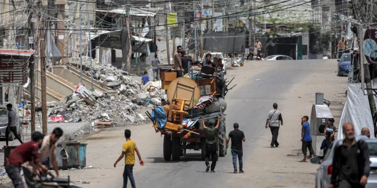 UNRWA: Más de 450.000 gazatíes han abandonado Rafah