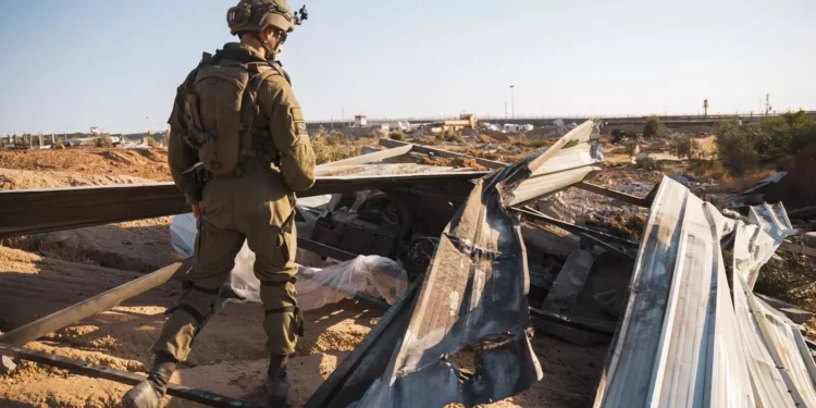 Un lanzacohetes después de ser destruido por las tropas en Rafah, en el sur de Gaza, en una imagen publicada el 16 de mayo de 2024. (Fuerzas de Defensa de Israel)