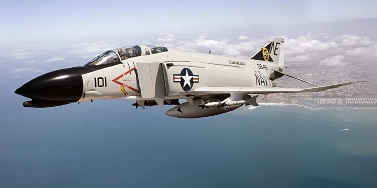 El F-4 Phantom es sorprendentemente más rápido que el F-35