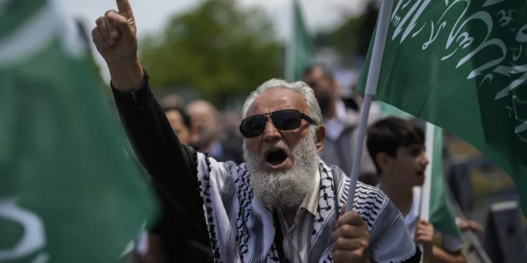 Consignas antiisraelíes frente al consulado de EE. UU. en Estambul