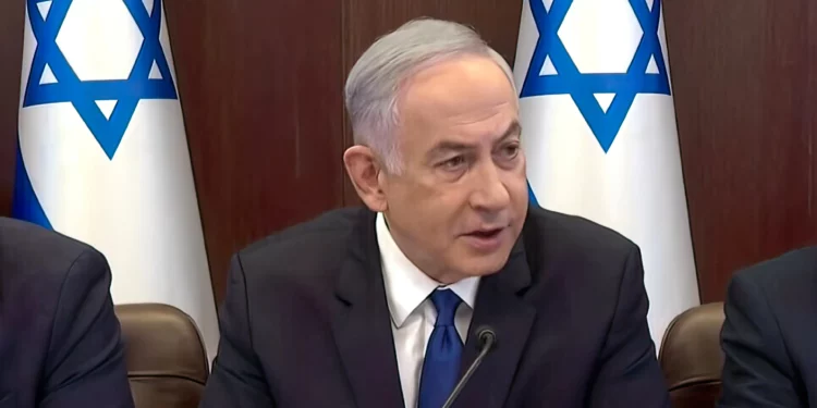 Funcionarios: Hamás parece haber aprobado los términos del alto el fuego que Israel no aprobó