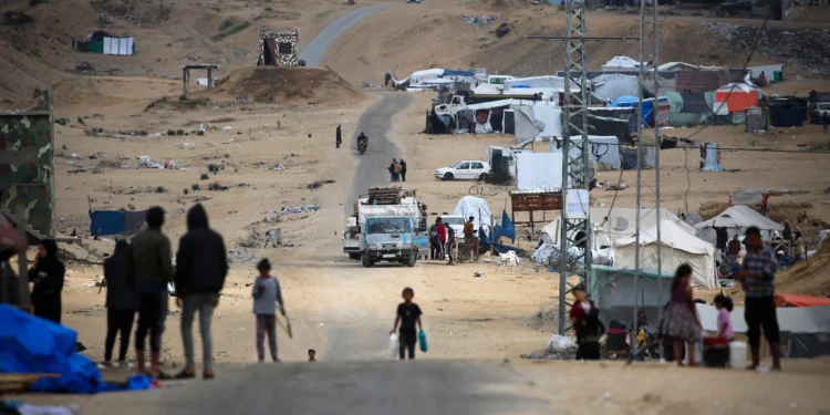 La Cruz Roja instala un hospital de campaña de emergencia en Rafah