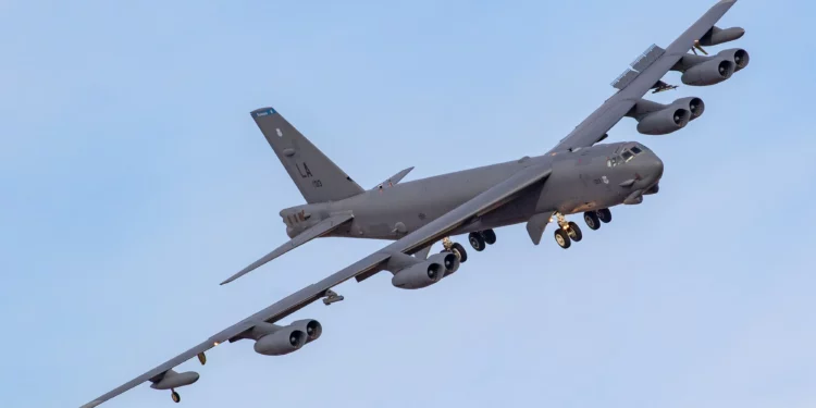 Bombardero B-52