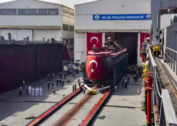 Flotación exitosa del submarino Muratreis de la clase Reis turca