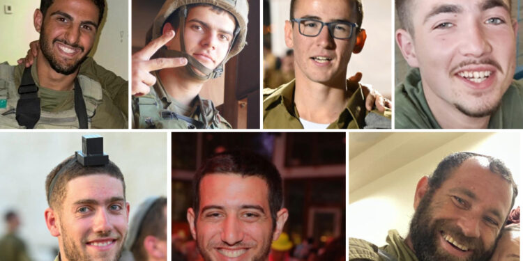 Siete de los soldados muertos en los combates en Gaza el 15 de junio de 2024. Desde la izquierda, fila superior: sargento. Itay Amar, el sargento. Stanislav Kostarev, el sargento. O Blumovitz, el sargento. Oz Yeshaya Gruber, fila inferior: sargento. Eliyahu Moshe Zimbalist, capitán. (res.) Eitan Koplovich, Suboficial (res.) Elon Weiss. (Cortesía)