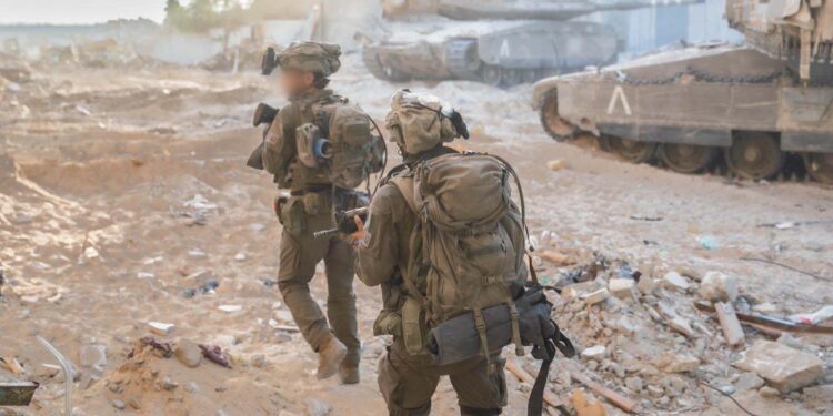 Tropas de la Brigada de Comando operan en Rafah, en el sur de Gaza, en una fotografía publicada el 15 de junio de 2024. (Fuerzas de Defensa de Israel)