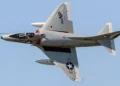 A-4 Skyhawk: El bombardero naval que desafió las expectativas