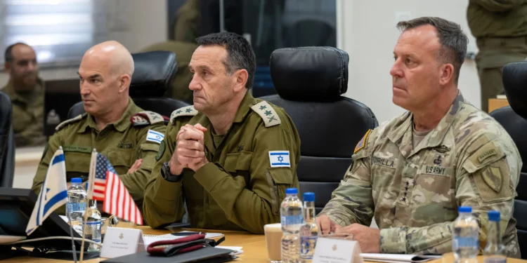 Jefe del CENTCOM se reúne con altos mandos israelíes