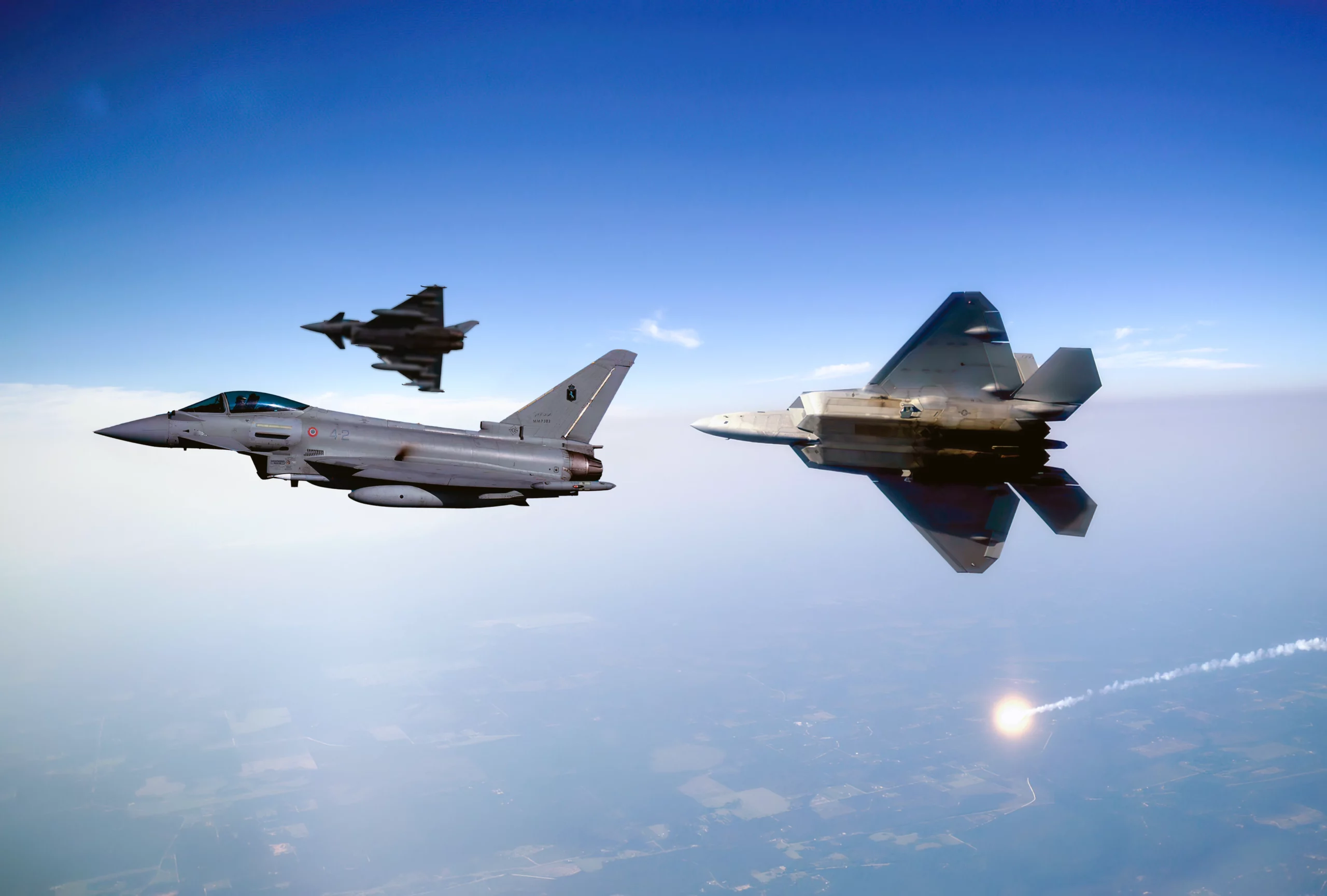 Eurofighter y F-22 estadounidenses se baten a duelo