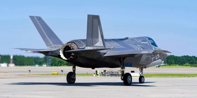 Grecia se suma a la alianza F-35 Lightning II con LOA