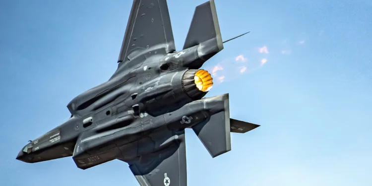 F-35 Lightning II: el programa militar más caro de la historia