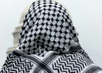 EAU deporta a estudiante por gritar “¡Palestina libre!” en ceremonia de graduación
