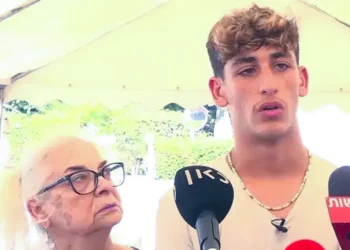 Joven critica cobertura mediática tras muerte de sus padres en ataque de Hezbolá