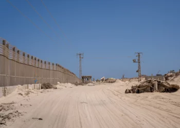 Vista del Corredor Filadelfia, en la zona fronteriza entre Egipto y Gaza, en Rafah, el 18 de junio de 2024. (Emanuel Fabian/Times of Israel)